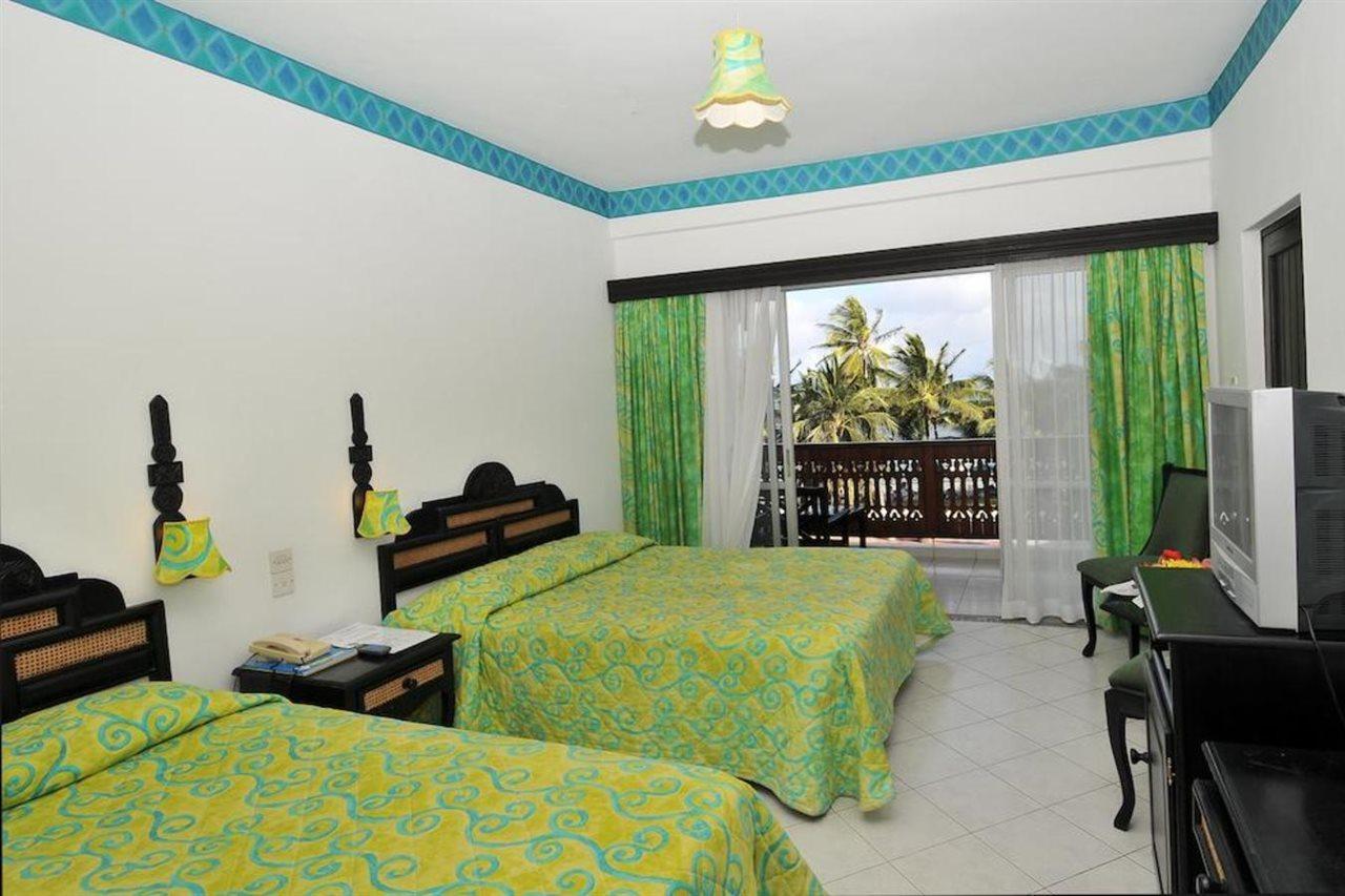 Bamburi Beach Hotel Eksteriør billede
