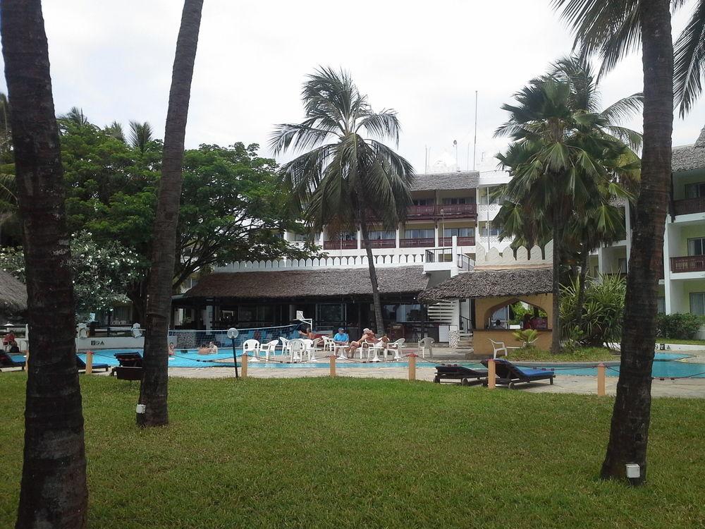 Bamburi Beach Hotel Eksteriør billede