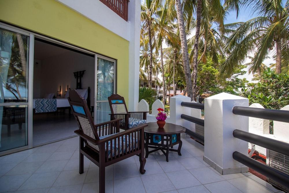 Bamburi Beach Hotel Eksteriør billede